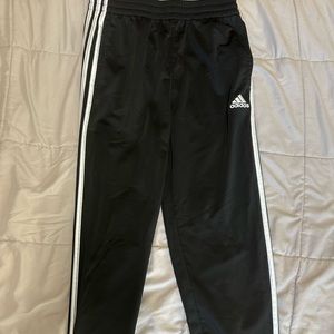 ADIDAS SWEATS